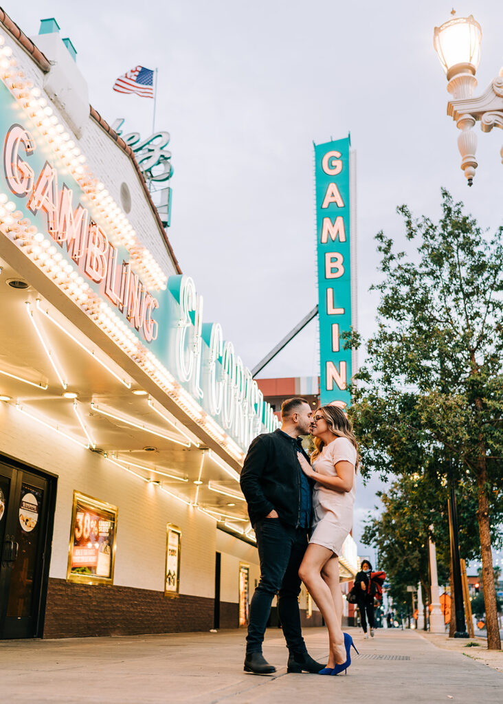 stunning Engagement Photo Locations in Las Vegas