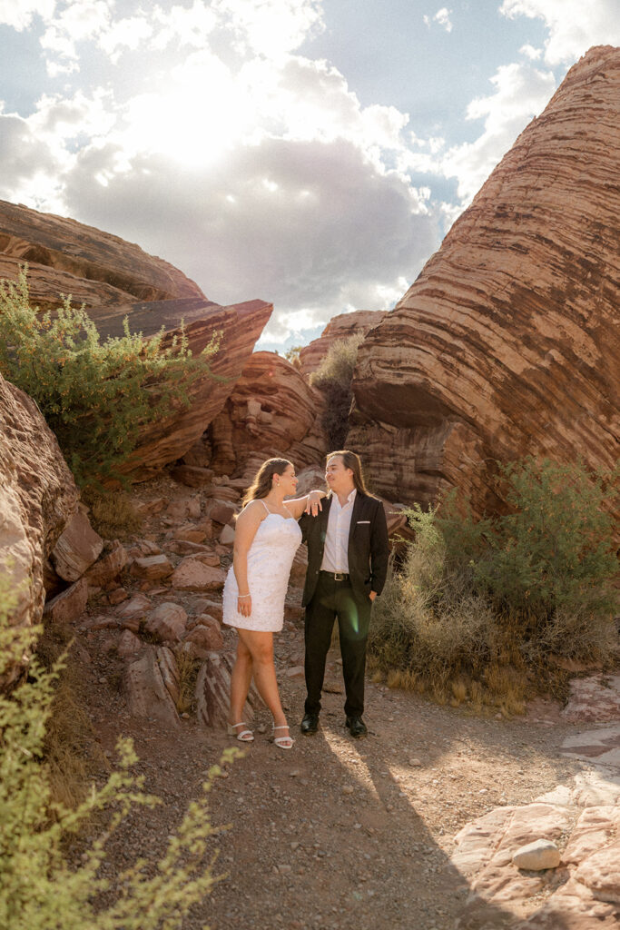 Engagement Photo Locations in Las Vegas: The Ultimate Guide