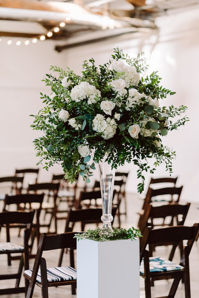 Modern Meets Timeless at This Stunning Wedding at The Doyle