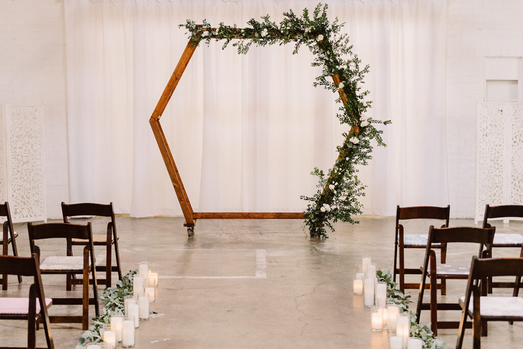 beautiful and timeless ceremony decor