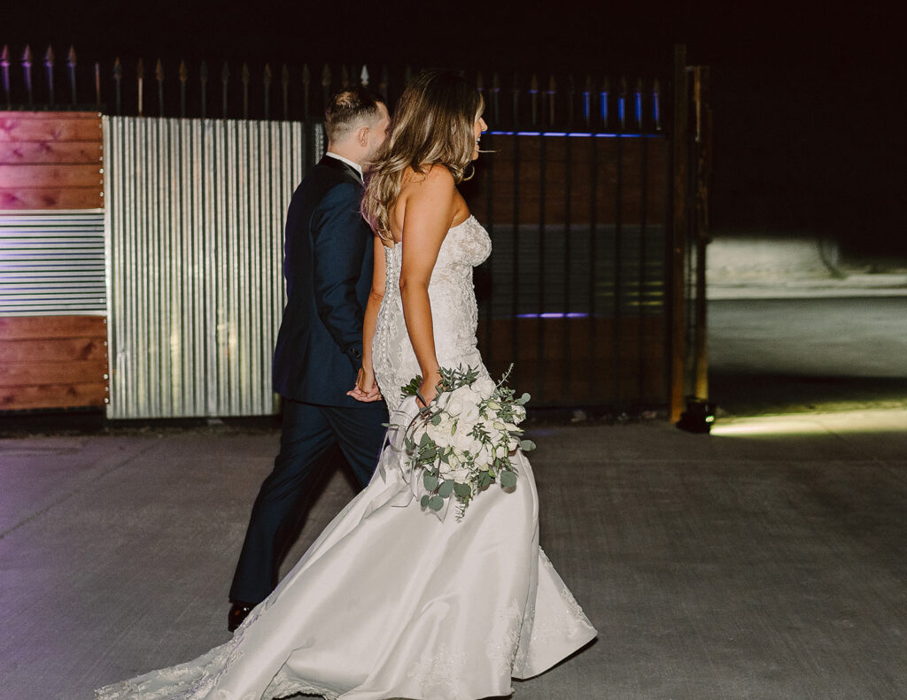 Modern Meets Timeless at This Stunning Wedding at The Doyle